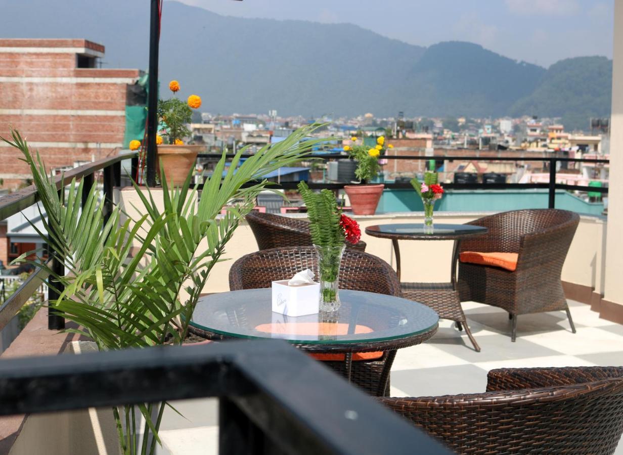 Hotel Family Ties Pvt. Ltd. Catmandu Exterior foto