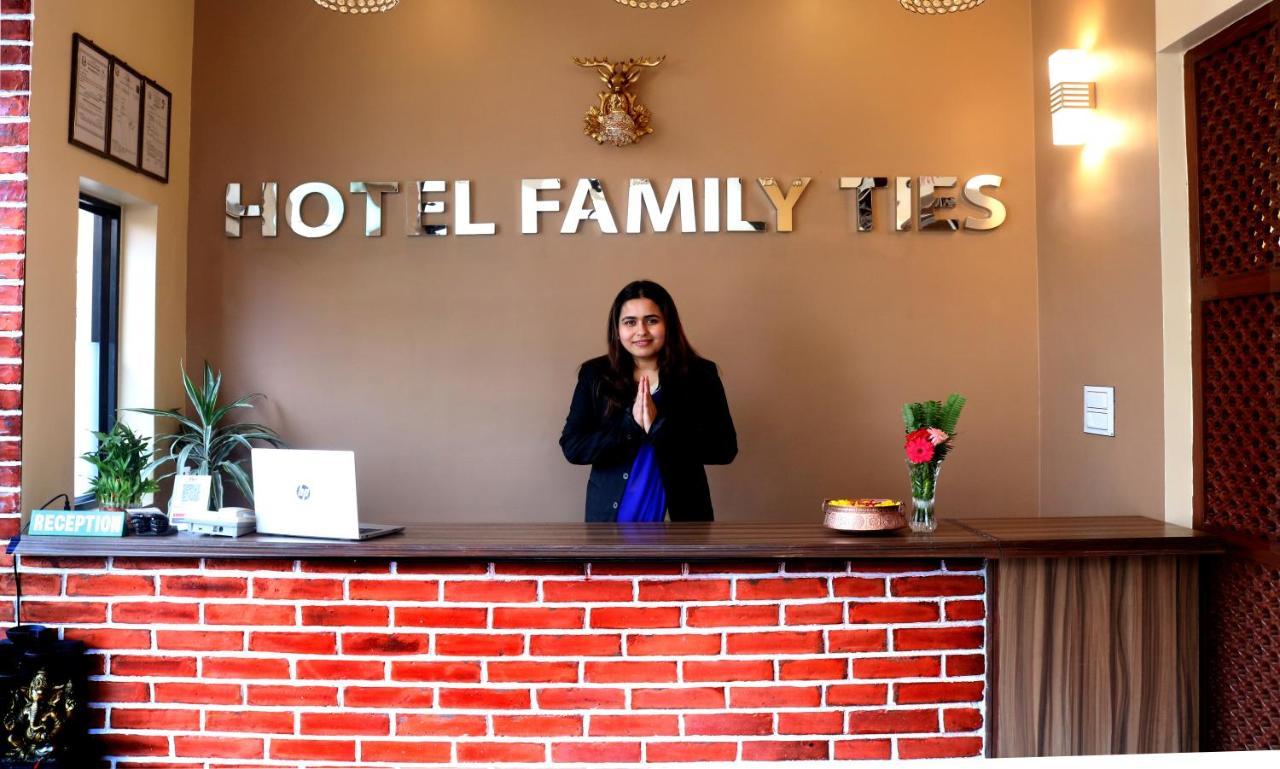Hotel Family Ties Pvt. Ltd. Catmandu Exterior foto
