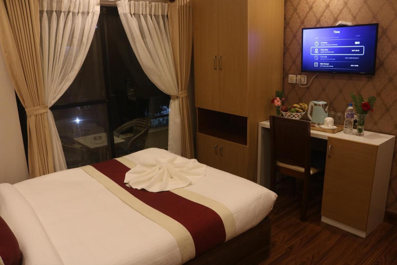 Hotel Family Ties Pvt. Ltd. Catmandu Exterior foto