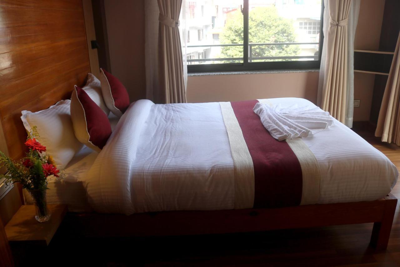Hotel Family Ties Pvt. Ltd. Catmandu Exterior foto